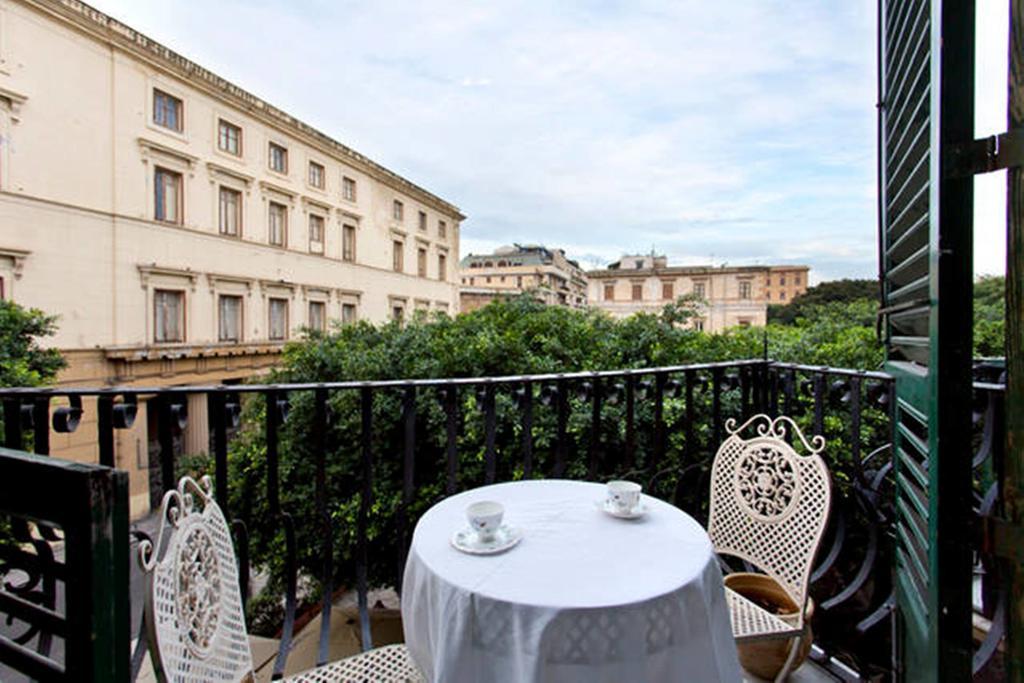 Апартаменты Piazza Marina Chic Палермо Экстерьер фото
